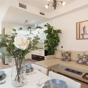 Apartamento Trinidad Con Parking Málaga